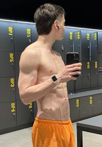 Chico busca chica en Valencia: 