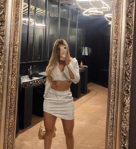 Chica busca chico en Mallorca: 