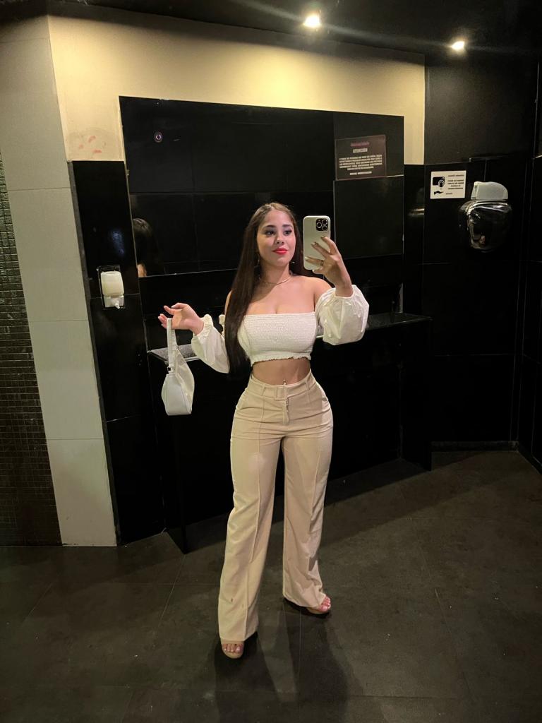 687251123: Chica busca chico en Madrid