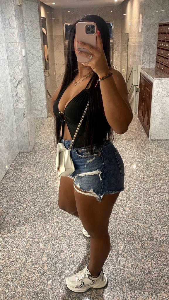 Chica busca chico en Asturias: 