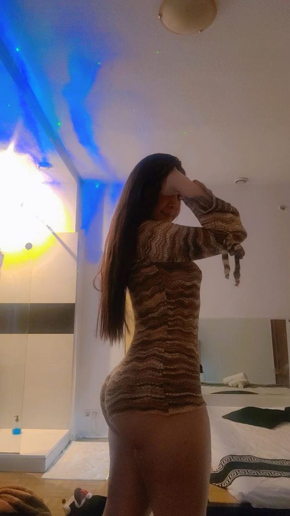 603176293: Chica busca chico en Madrid