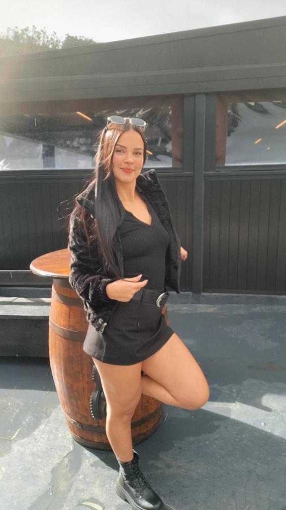 687459746: Chica busca chico en Tenerife