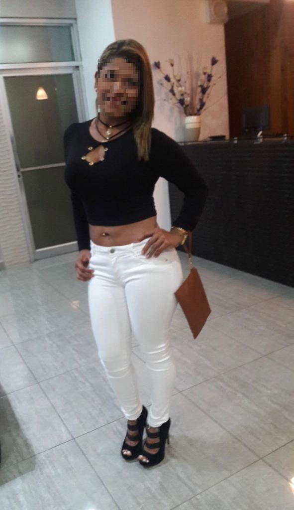 641885919: Chica busca chico en Burgos