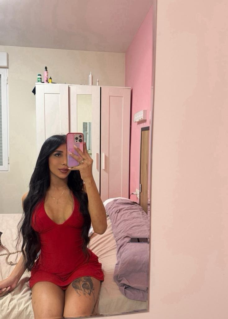 677684038: Transexual en Zaragoza