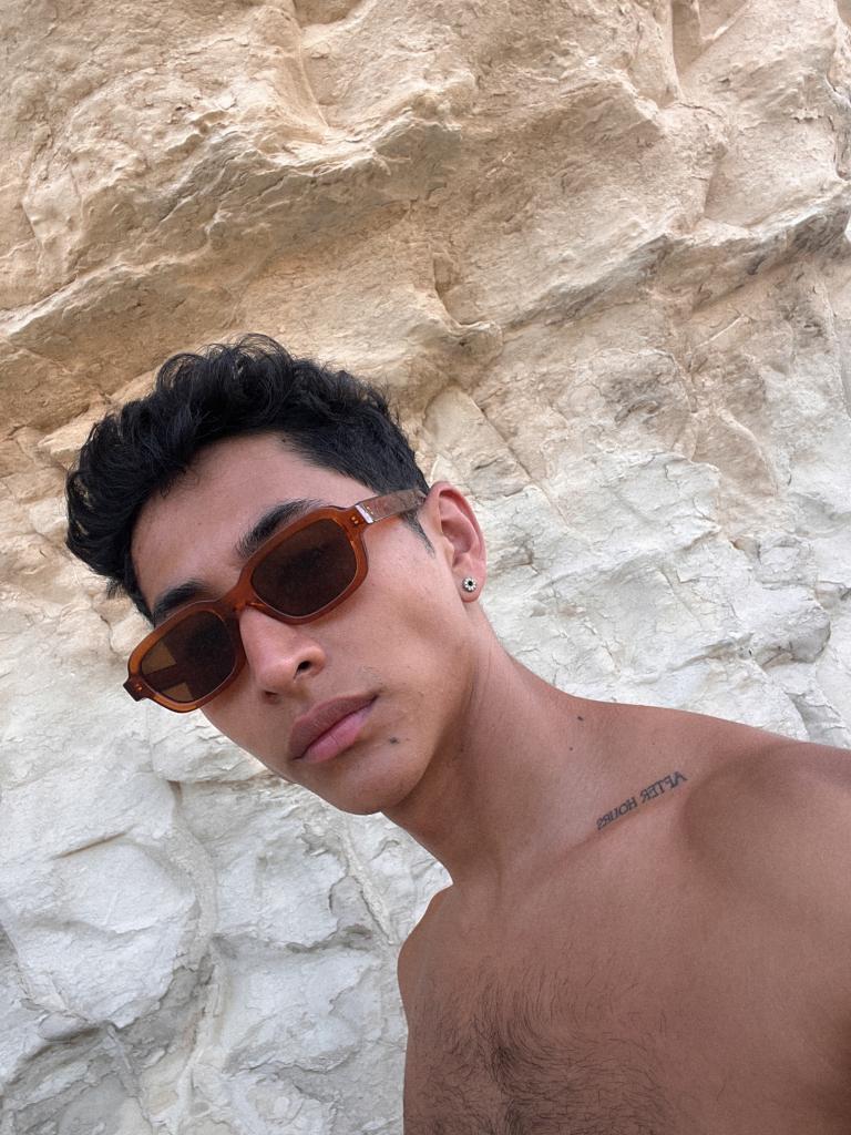 Chico busca chica en Barcelona: 