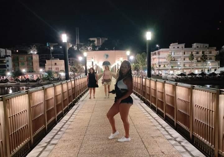 Chica busca chico en Madrid: 