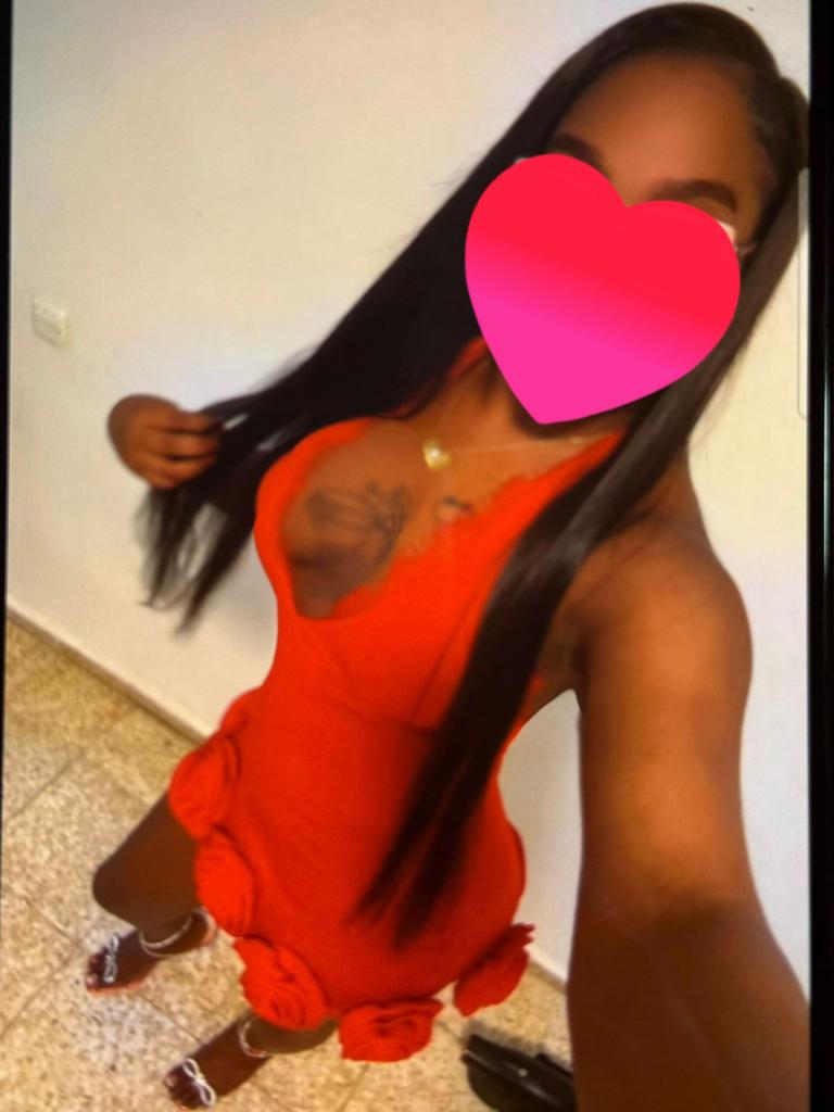 Chica busca chico en Cádiz: 