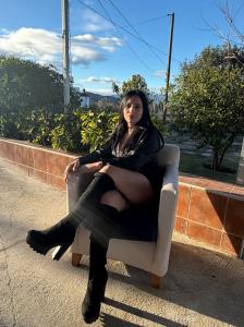 643077501: Chica busca chico en Málaga