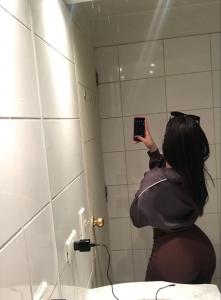 624691934: Chica busca chico en Sevilla