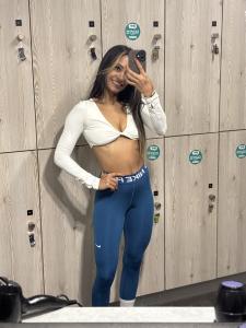 631970771: Chica busca chico en Murcia