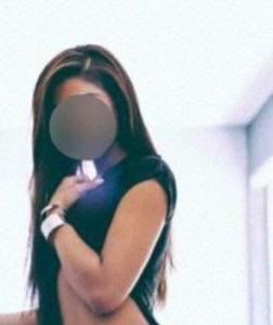 617537562: Chica busca chico en Barcelona