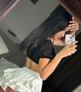 643367548: Chica busca chico en Zaragoza