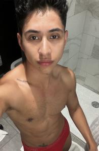 604310347: Chico busca chica en Barcelona