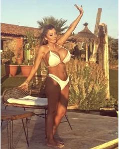 611213889: Chica busca chico en Madrid