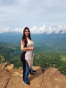 642593826: Chica busca chico en Huelva