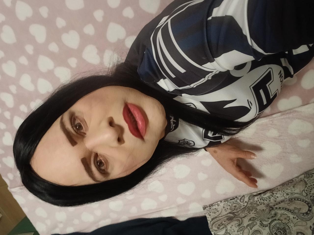 621480182: Transexual en León