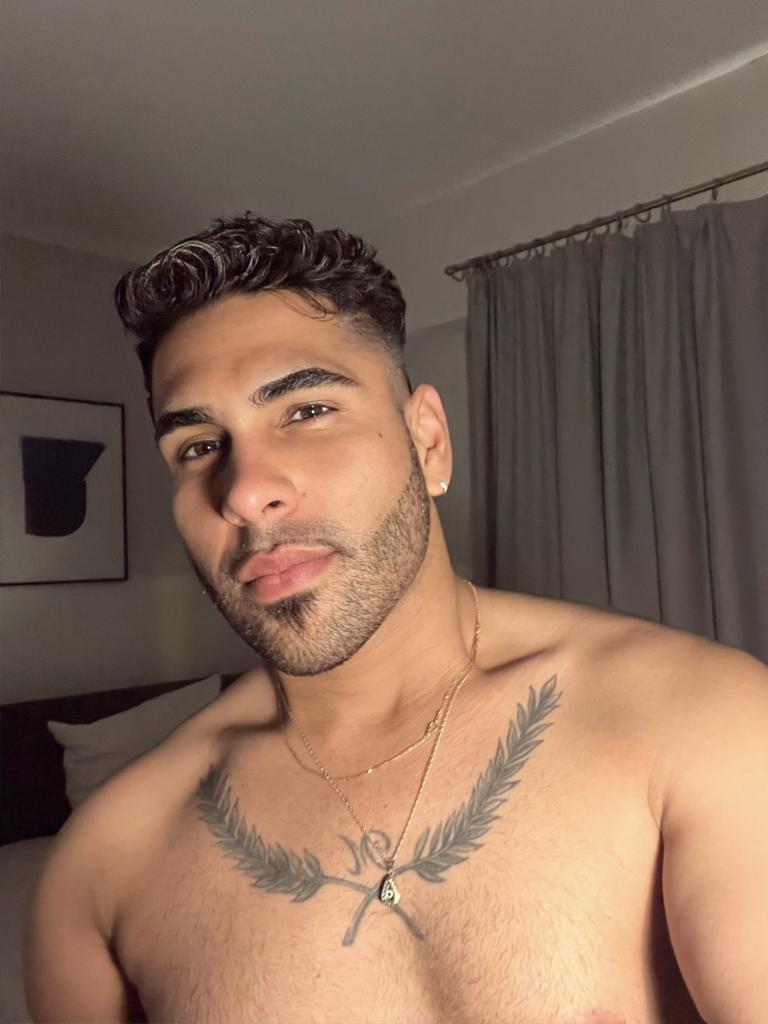 Chico busca chica en Mallorca: 