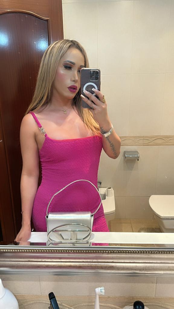 610793778: Travesti en Barcelona