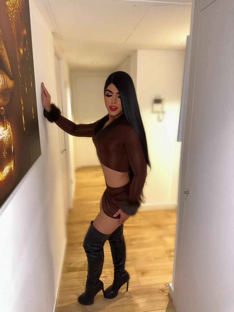 670585602: Travesti en Madrid