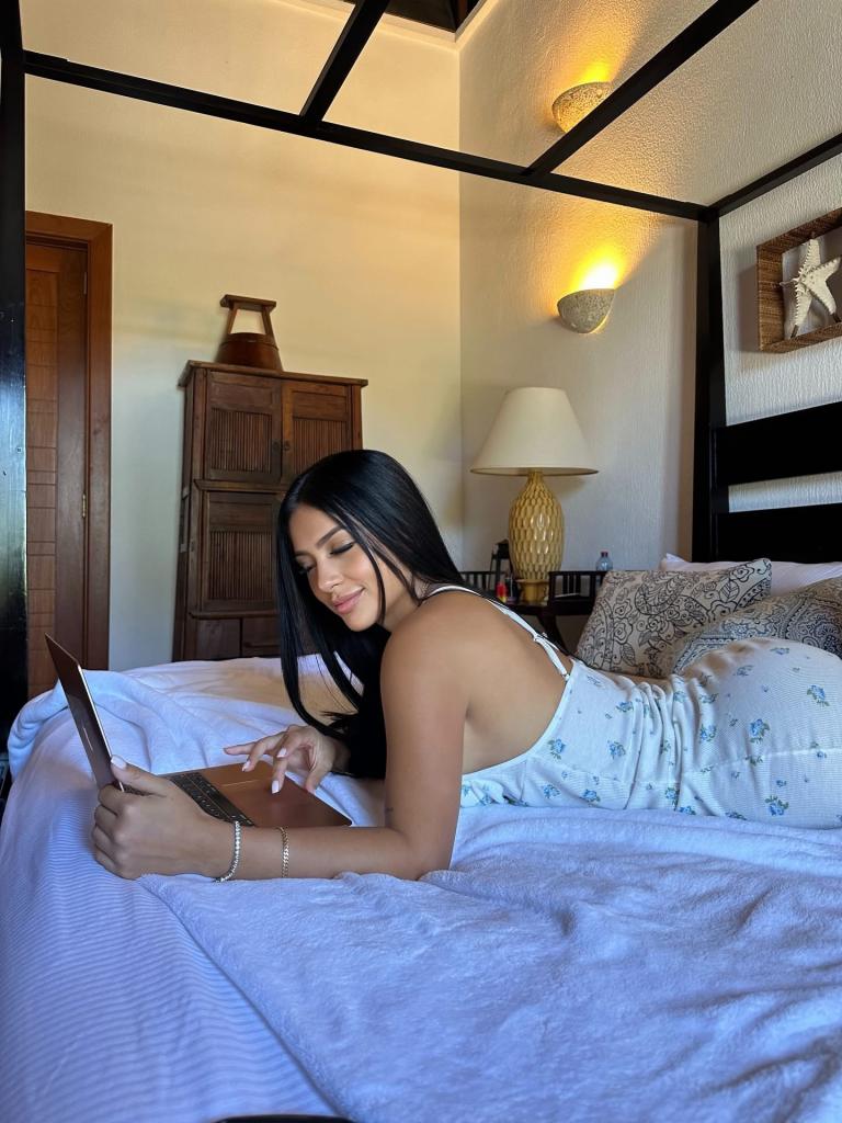 Chica busca chico en Sevilla: 