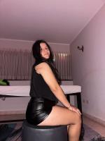 674690457: Chica busca chico en Madrid