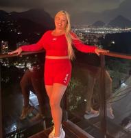 641937403: Chica busca chico en León