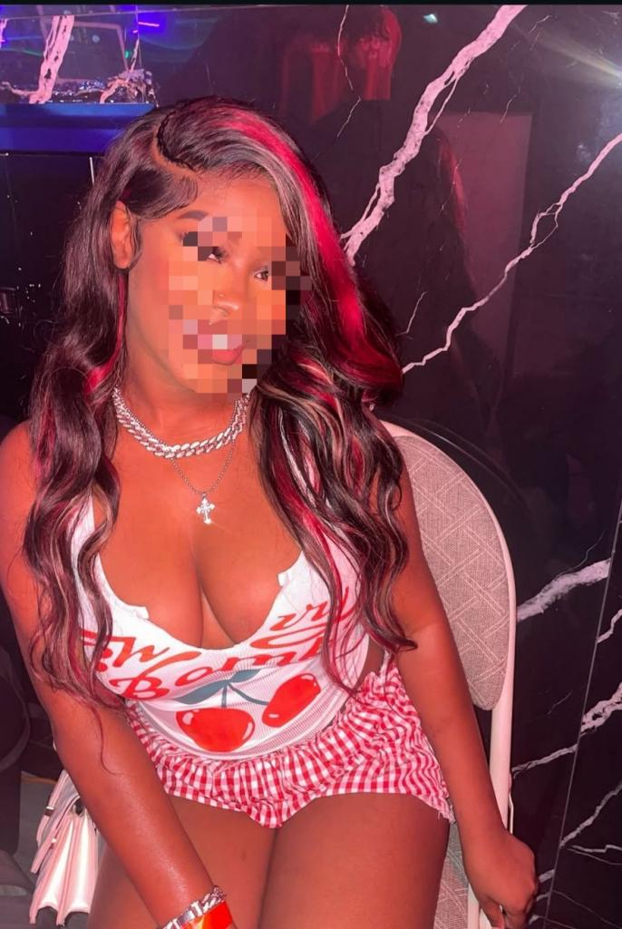 Chica busca chico en Pontevedra: 