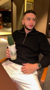 672488224: Chico busca chica en Granada