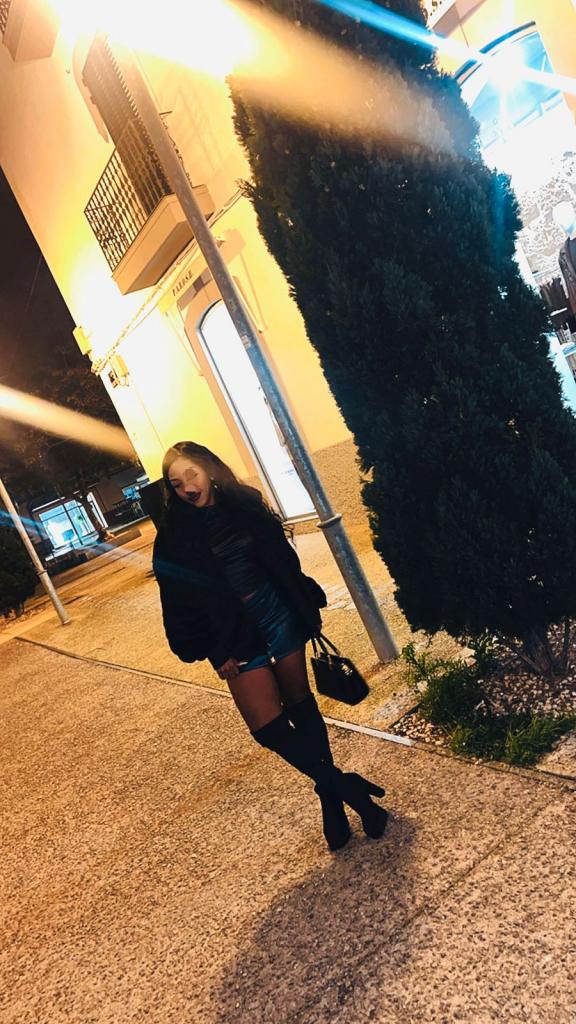 Chica busca chico en Ibiza: 