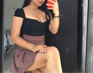 624700275: Chica busca chico en Madrid