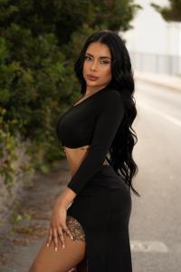 634244452: Chica busca chico en Ibiza