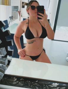 614795219: Chica busca chico en Málaga