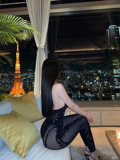 Chica busca chico en Tenerife: 