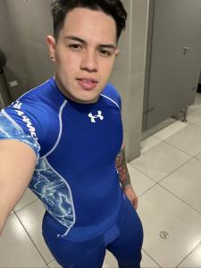 695918947: Chico busca chica en Madrid