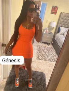 Chica busca chico en Cádiz: 