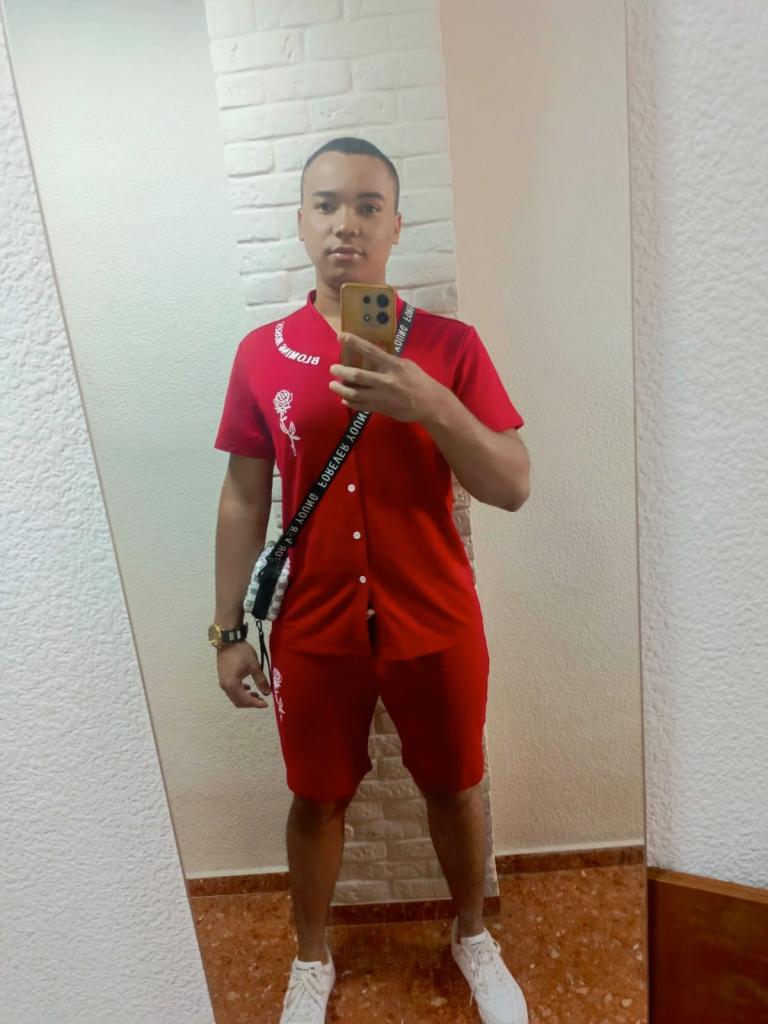 Chico busca chica en Valencia: 