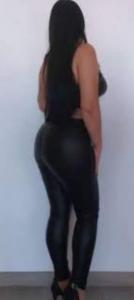 633500154: Chica busca chico en La Coruña