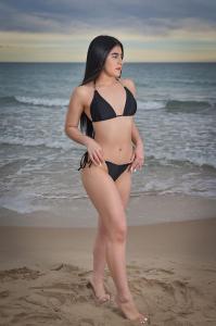 631365719: Chica busca chico en Barcelona