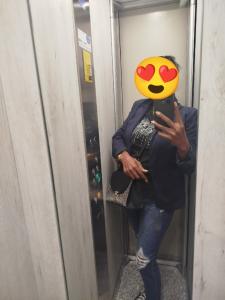 617227143: Chica busca chico en Orense