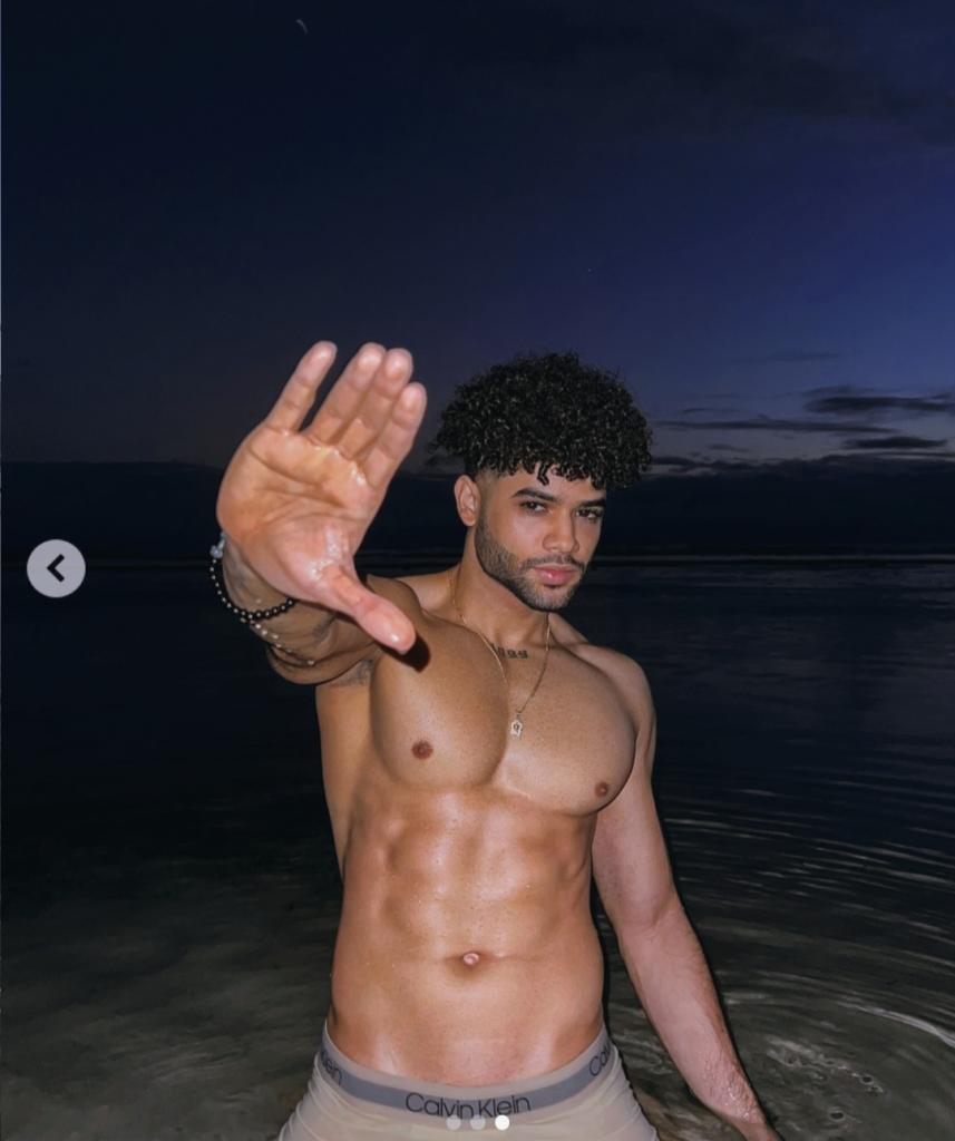 Chico busca chica en Barcelona: Chico busca chica