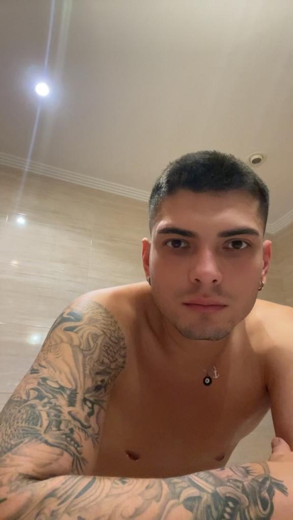 624048920: Chico busca chica en Asturias