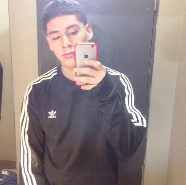 Chico busca chica en Sevilla: 