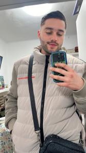 697193756: Chico busca chica en Málaga