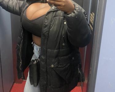 602561998: Chica busca chico en Gerona