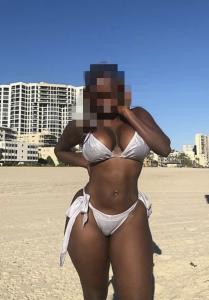 Chica busca chico en Tarragona: Chica busca chico