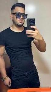 Chico busca chica en Almería: 