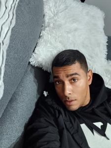 Chico busca chica en Pontevedra: 