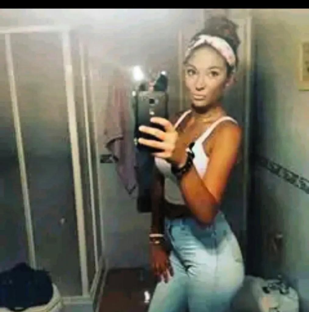 Chica busca chico en Sevilla: 