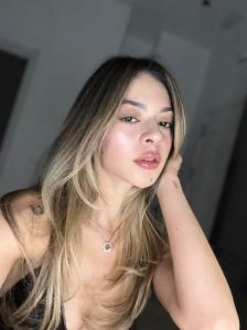 637182359: Chica busca chico en Ibiza