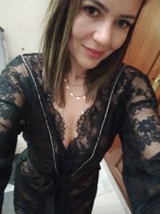 614982489: Chica busca chico en Badajoz